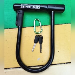 Kryptonite Black U-Lock with Keys - Brand New Condition